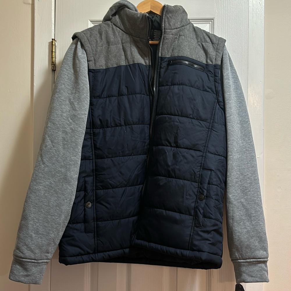 NWT! Light weight Navy and Grey long sleeve vest style hoodie.